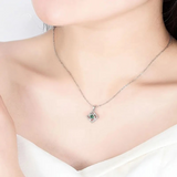 Värikäs Moissanite Tuulimylly Riipus