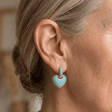 Sydänkorvakorut pavé-kiinnityksellä