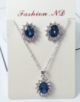 Katri Sinisen Safiirin Korusetti