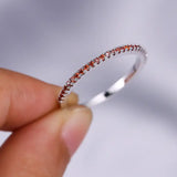 Hopeinen Ruby Pavé Sormus
