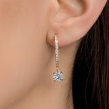 Rundsorvattu Moissanite Valkokulta Korvakorut